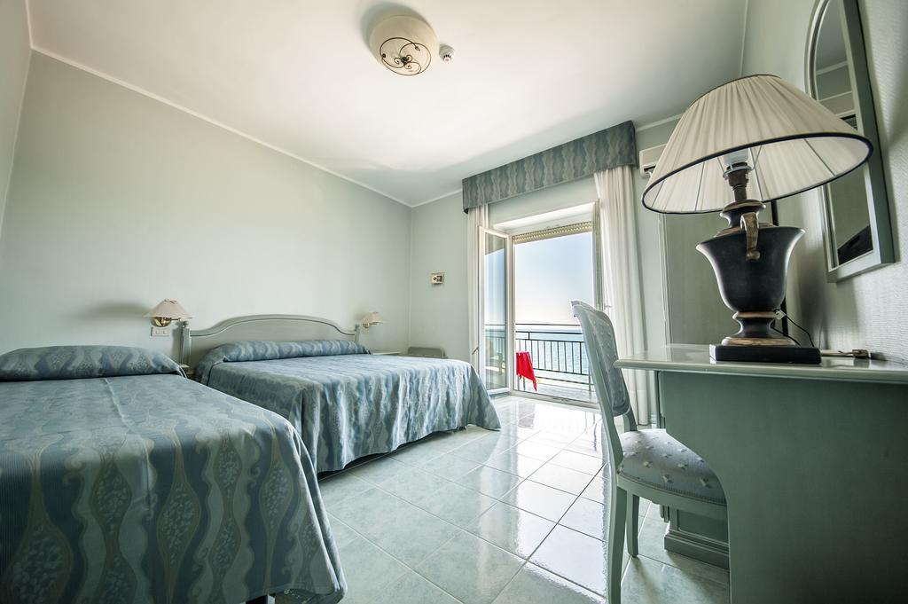 Hotel Murano Россано Номер фото