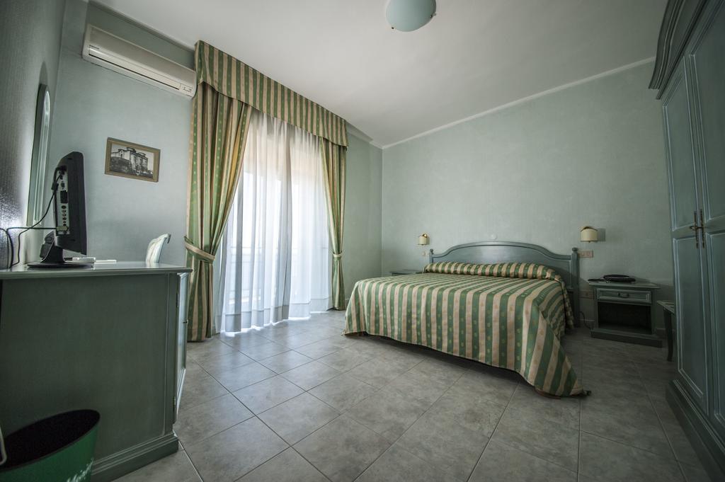 Hotel Murano Россано Номер фото